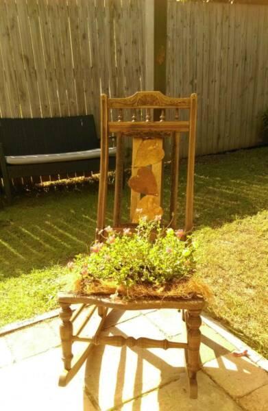 Rustic Farmhouse Vintage Rocking Chair Planter
