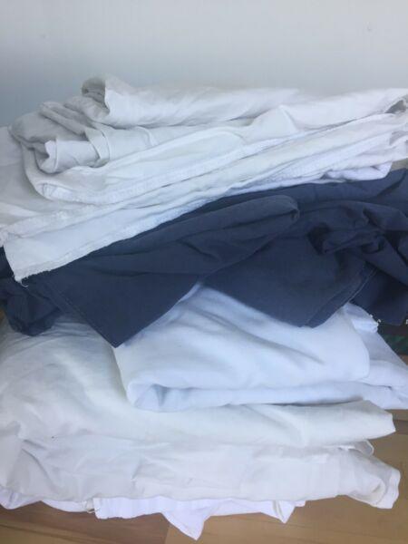 FREE LINENS Flat sheets, pillowcases, doona cover