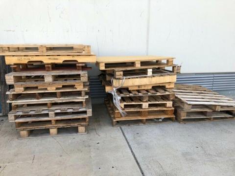 FREE WOODEN PALLETS x20