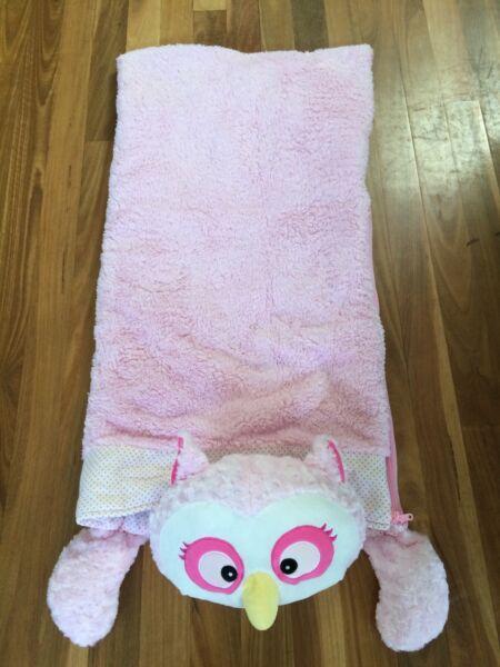 Girls fluffy owl sleeping bag like new used once $5