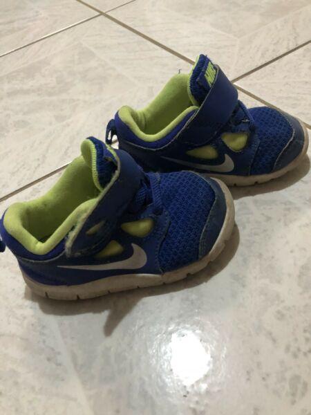 Toddler Nike shoes