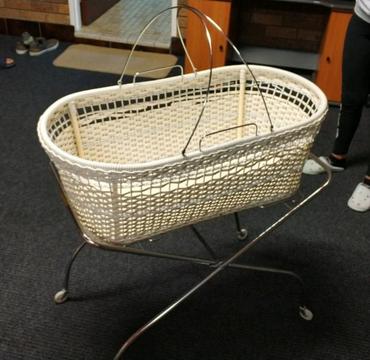 Vintage bassinet with stand in perfect condition!