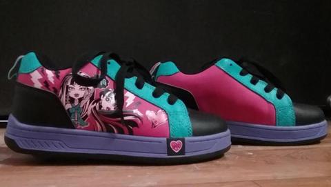 MONSTER HIGH SKATE SHOE SIZE 3 * GREAT CONDITION*