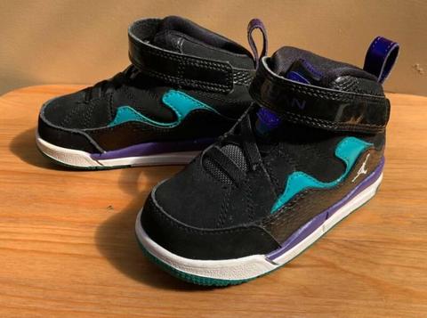 Toddler Nike Jordan Shoes - Size US 7C