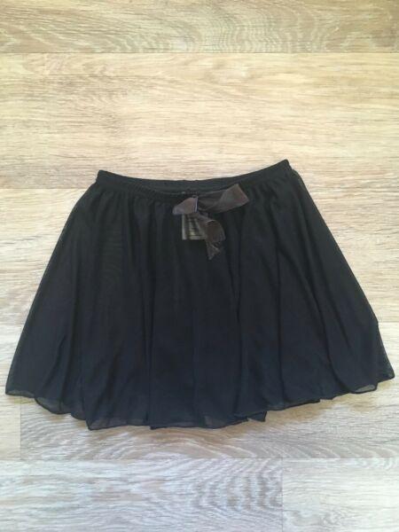 CAPEZIO Girls Black Mesh Pull On Ballet Skirt Size Small