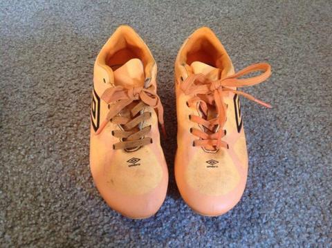 Kids Umbro Football Boots Size 12.5 UK