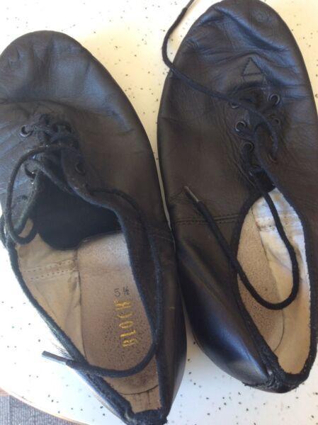Tap shoes and dance shoes