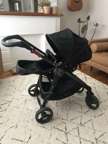 Baby Jogger City Versa Pram