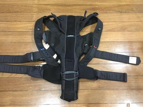 Baby Bjorn Miracle Baby carrier