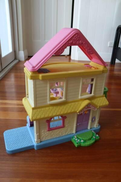 Fisher Price My First DollHouse