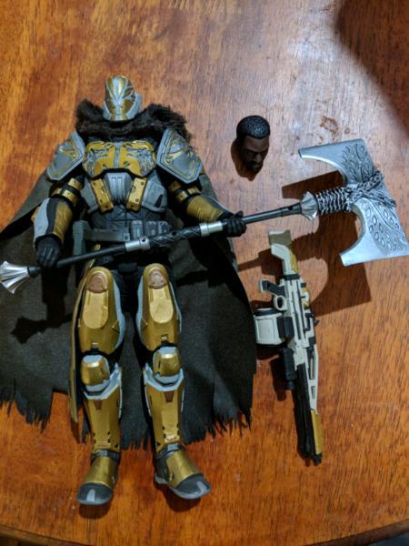 Action Figures: Resident Evil, Hela and Destiny- Lord Saladin