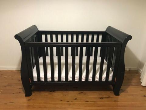 Boori sleigh cot and change table