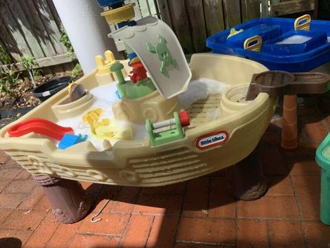 Little Tikes pirate water play ship
