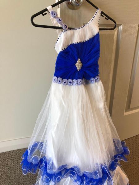 Beautiful party dress- girl age 10-12
