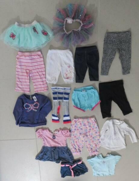 BABY GIRLS SIZE 0 MIXED BAG OF CLOTHING 15 PIECES