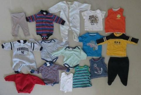 BABY BOYS SIZE OO MIXED BAG OF CLOTHES 16 PIECES