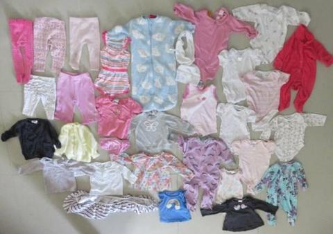 BABY GIRLS SIZE 00 MIXED CLOTHING 32 PIECES