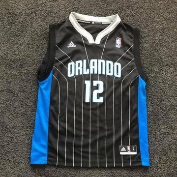NBA Orlando Basketball Jersey Howard #12 Size Large (Boys 14-16)