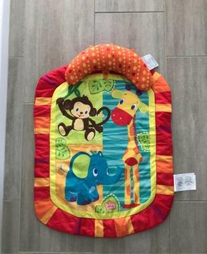 Play mat and tummy time support pillow
