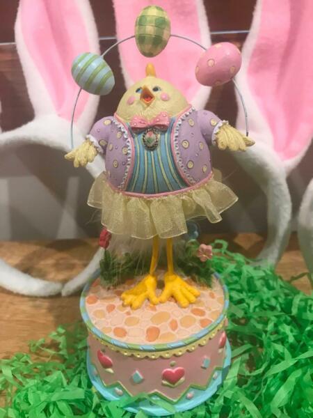 Beautiful Easter Musical Chick and assorted Easter items