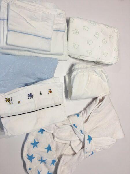 Baby Boys Bassinet Linen Hooded Towel