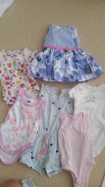 Baby girl clothes 0-3 months
