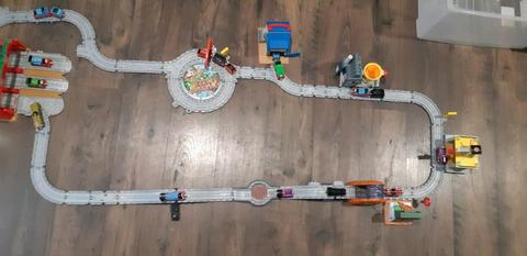 Thomas the tank engine track, trains and accessories