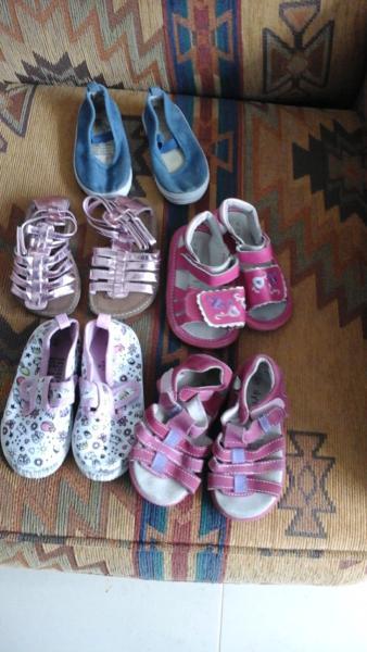 Girls shoes size 6 $10 the lot