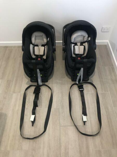 Britax Steelcraft Infant Carrier Capsule X2