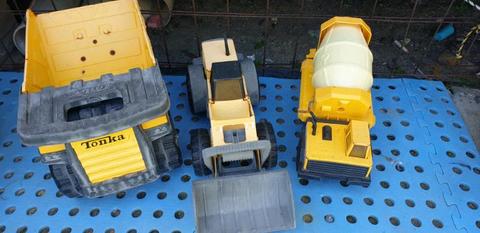 Metal Tonka toys- tip truck, cement mixer, digger trucks