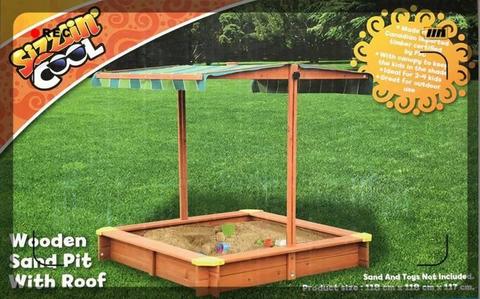 ToysRus Kids Wooden Sand Pit With Roof Outdoor Play Set Toy Box