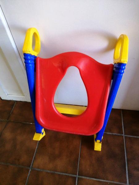 Toddler toilet seat