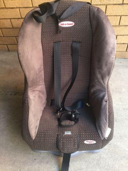 Safe n sound car seat