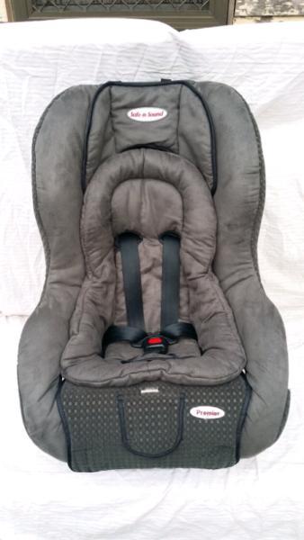 Safe-n-Sound Premier 0-4 Years Convertible Car Seat