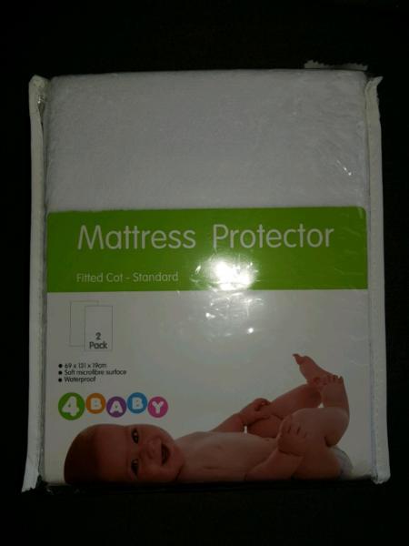 Cot mattress protector 2pack - brand new