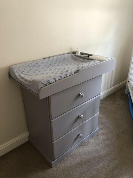 Nappy change table with drawers timber