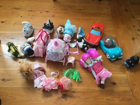Zhu Zhu Pets carriage cars and lots of pets with accessories bulk