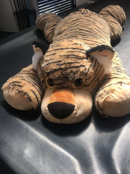 Large tiger soft toy