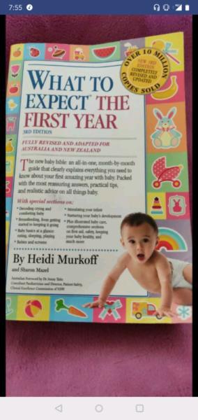 What to expect- The first year by Heidi Murkoff