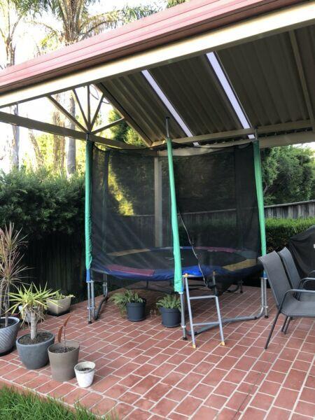 Trampoline 8 feet with new mat and new spring safety pad