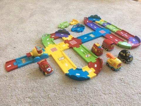 Vtech Toot Toot Drivers Track Set