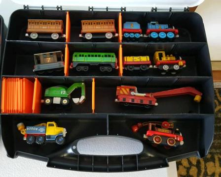 THOMAS TANK TRAINS & BUILDINGS COLLECTION!