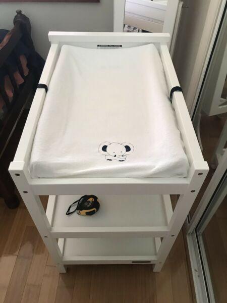 Bebe Care Oxford Letto Change Table - Like New