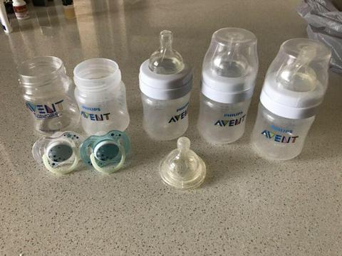 Avent baby bottles and dummies