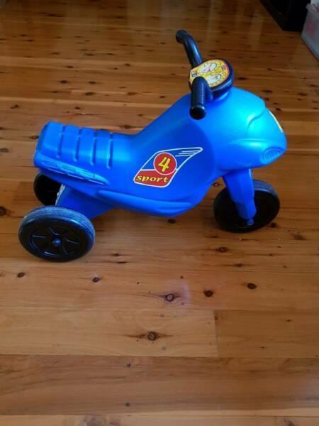Kid's ride on trike for sale