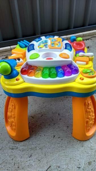 Baby play table