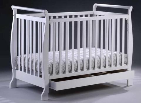 Brand New Wooden Baby Cot Baby Crib Toddler Bed