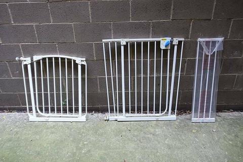Baby Safety Gates - Set of 2 with Extension