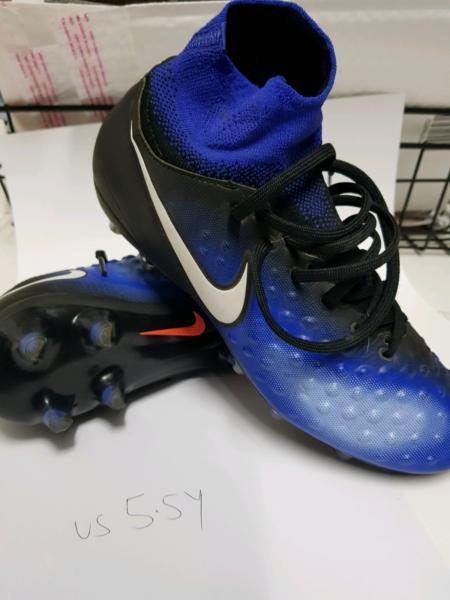 Nike magista youth us5.5 y football soccer boots