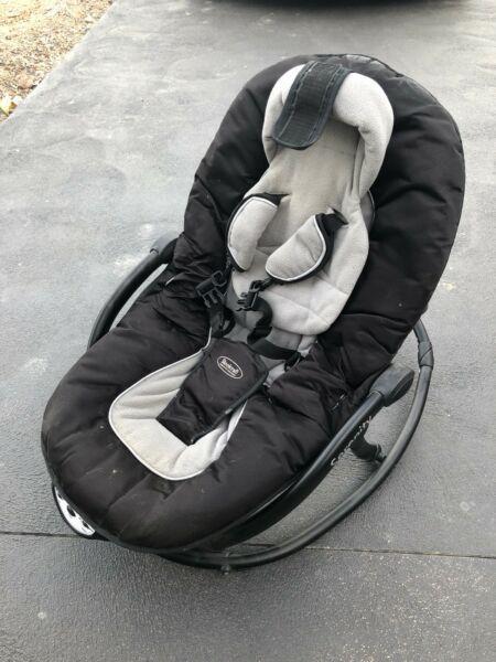 Infant rocker seat